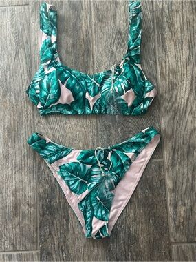 Kenny Flowers Green Leaf Print Bikini with Pink Accents NWT